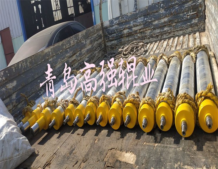 青岛高强辊业小光辊发货到城阳工业园